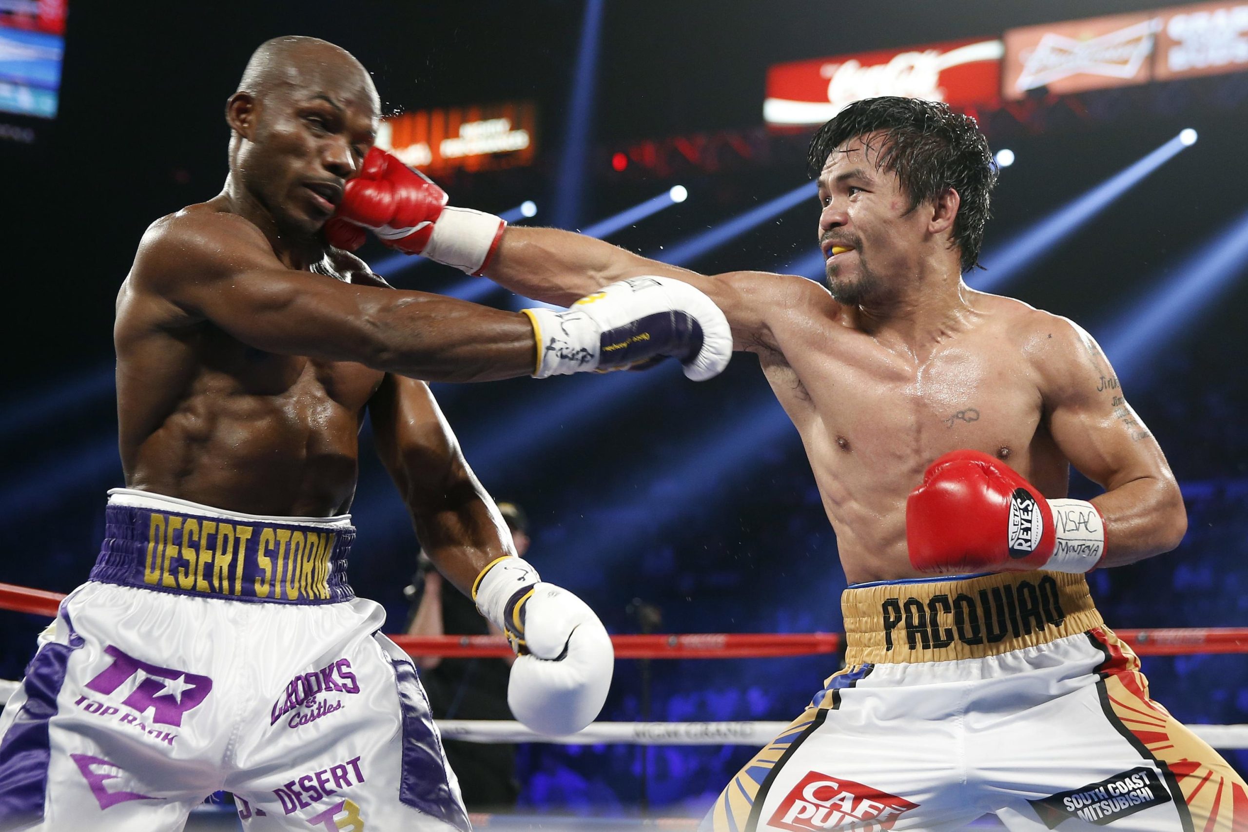 Pacquiao Defeats Bradley In Dominant Performance